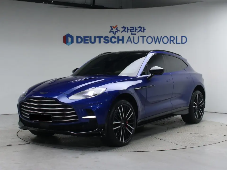 Aston Martin DBX 2020, арт. KR-2327715 — фото 1
