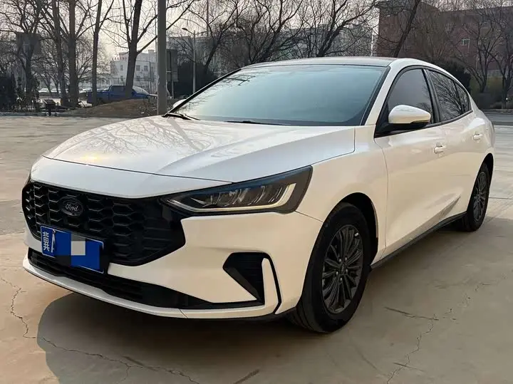 Ford Focus 2022, арт. CN-2329365 — фото 1