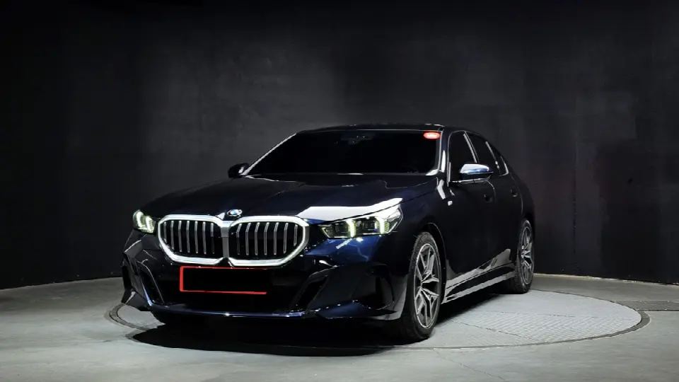 BMW 5 Series 2023, арт. KR-2393227 — фото 1