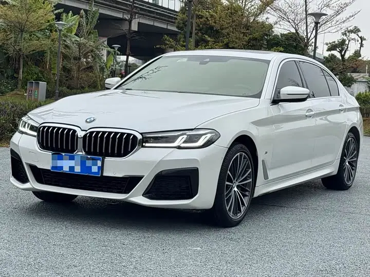 BMW 5 Series 2022, арт. CN-2406795 — фото 1