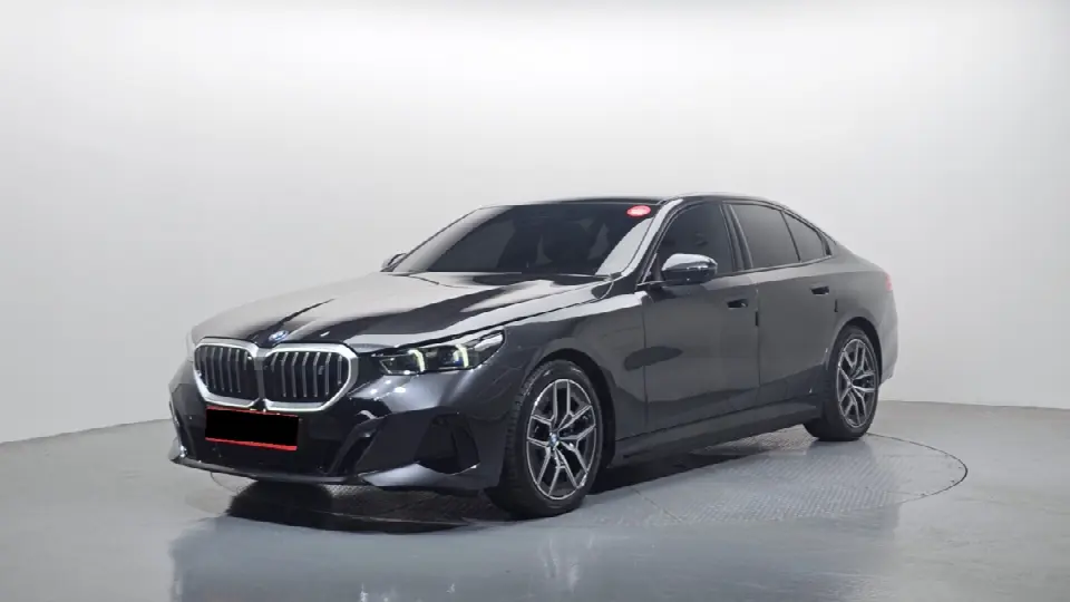BMW i5 2023, арт. KR-2408813 — фото 1