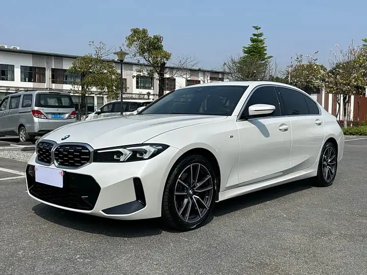 BMW 3 Series 2024, арт. CN-2458980 — фото 1