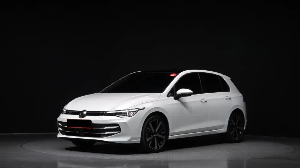 Volkswagen Golf 2022, арт. KR-2463277 — фото 1
