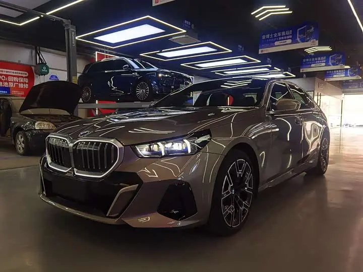 BMW 5 Series 2025, арт. CN-2508849 — фото 1