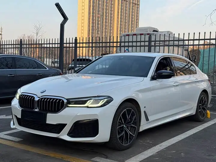 BMW 5 Series 2022, арт. CN-2508877 — фото 1