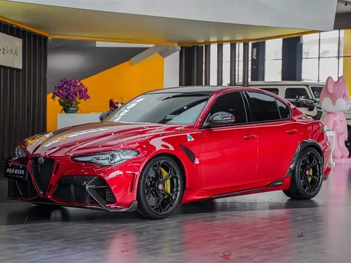 Alfa Romeo Giulia 2021, арт. CN-2527119 — фото 1