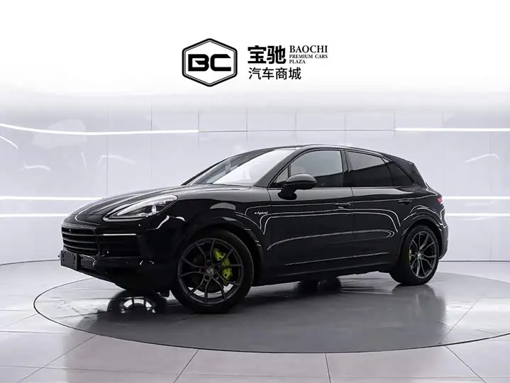 Porsche Cayenne Hybrid 2023, арт. CN-2532508 — фото 1
