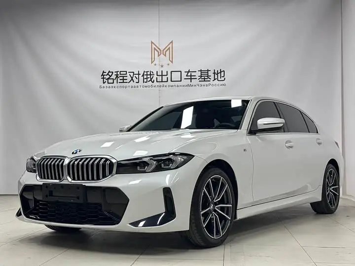 BMW 3 Series 2023, арт. CN-2537432 — фото 1