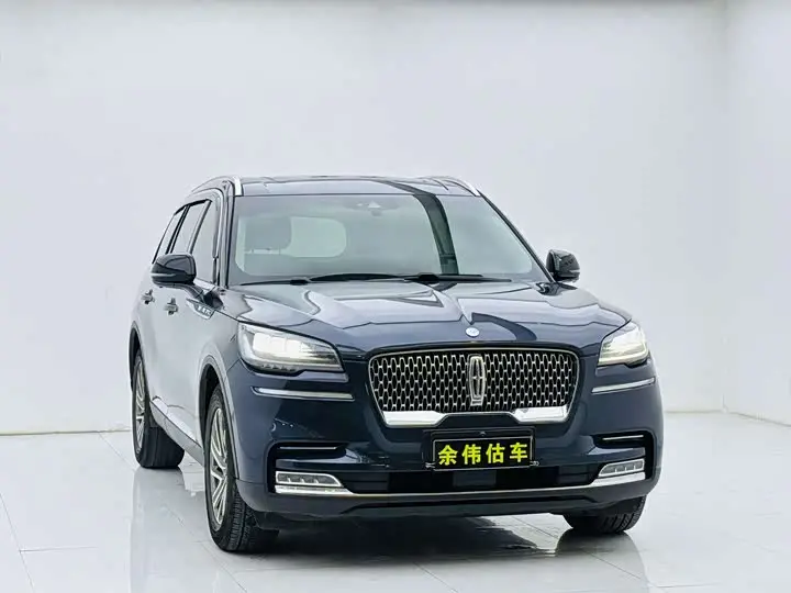 Lincoln Aviator 2022, арт. CN-2576889 — фото 1