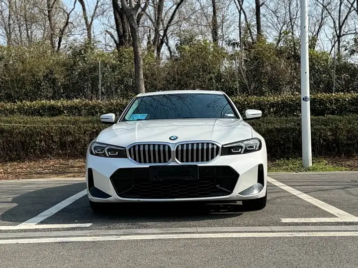 BMW 3 Series 2024, арт. CN-2580133 — фото 1