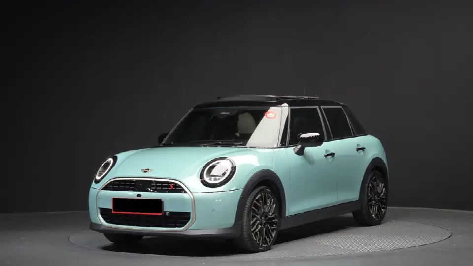 Mini Cooper 2024, арт. KR-2583464 — фото 1