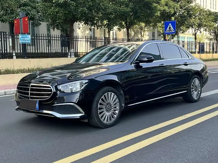 Mercedes-Benz E-Class 2023, арт. CN-2592801 — фото 1