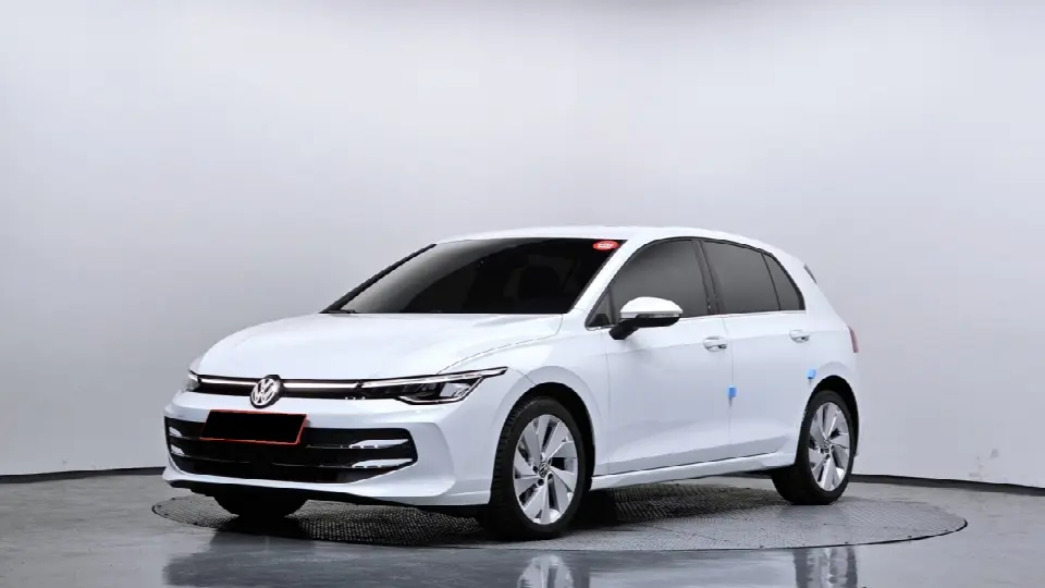 Volkswagen Golf 2022, арт. KR-2601153 — фото 1