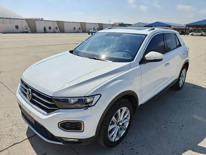 Volkswagen T-Roc 2022, арт. CN-2629443 — фото 1