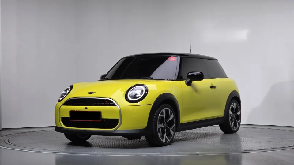 Mini Cooper 2024, арт. KR-2645491 — фото 1