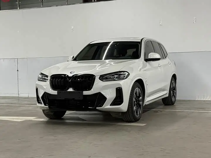 BMW iX3 2024, арт. CN-2646844 — фото 1