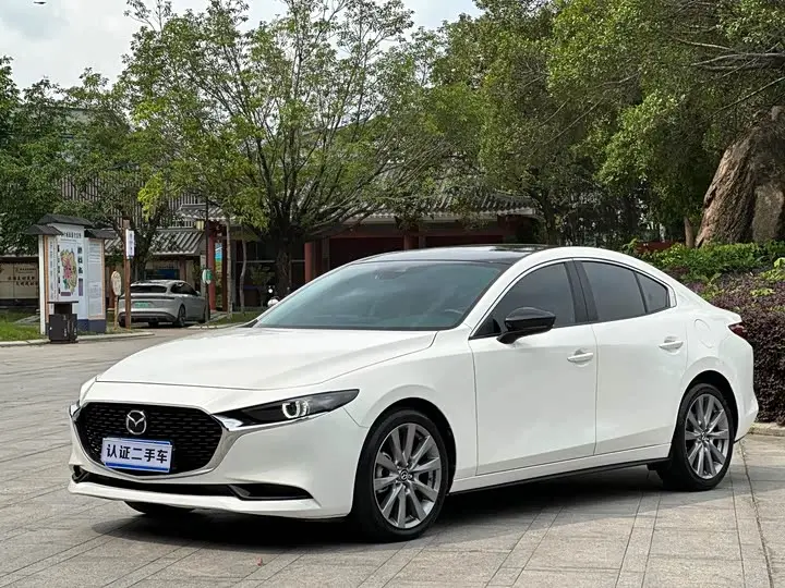 Mazda 3 (Axela) 2023, арт. CN-2651799 — фото 1