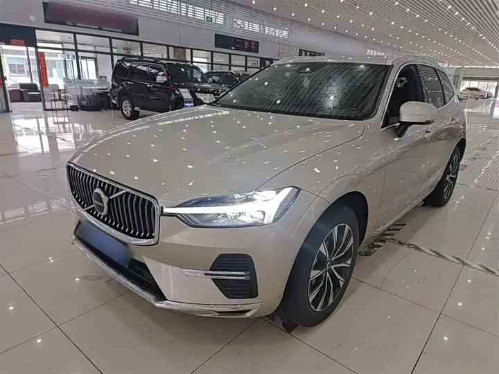 Volvo XC60 2023, арт. CN-2665398 — фото 1