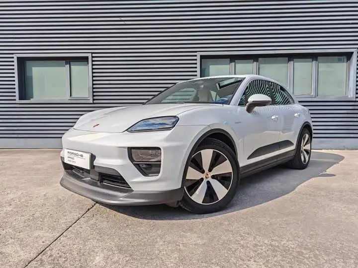 Porsche Macan EV 2024, арт. CN-2670180 — фото 1