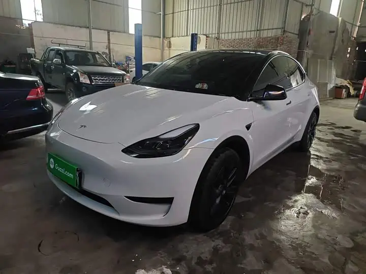 Tesla Model Y 2024, арт. CN-2671113 — фото 1