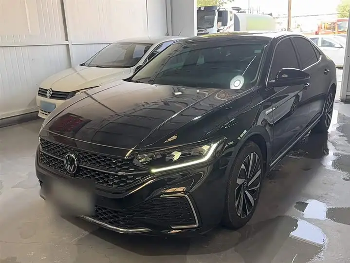 Volkswagen Passat 2023, арт. CN-2684204 — фото 1