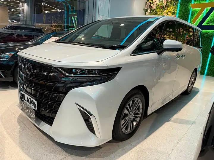 Toyota Alphard 2025, арт. CN-2684734 — фото 1