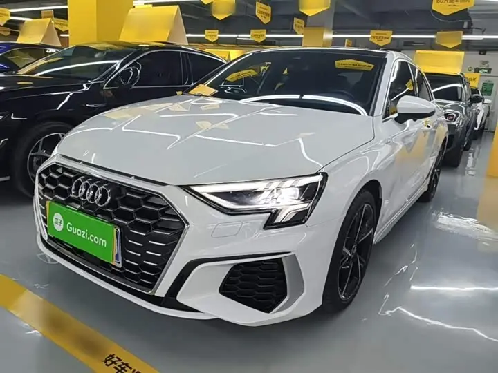Audi A3 2023, арт. CN-2685048 — фото 1