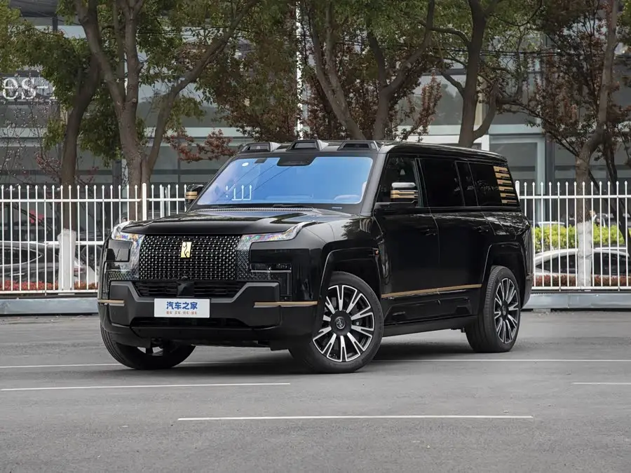 BYD Yangwang U8 L 2026, фото из объявления