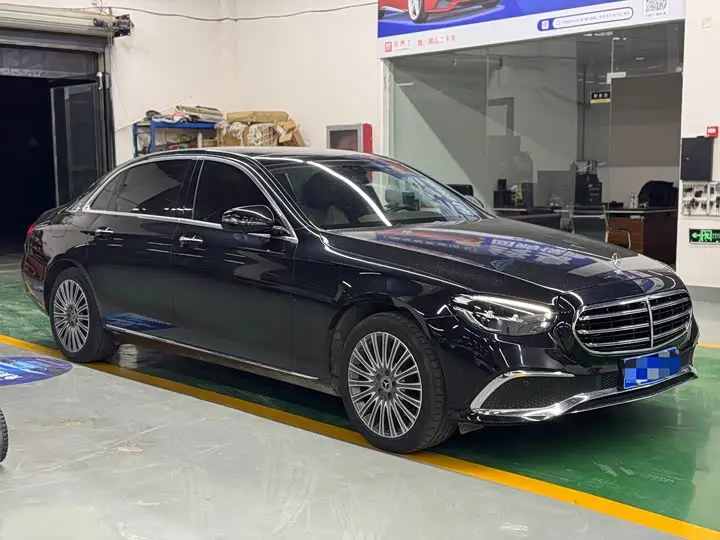 Mercedes-Benz E-Class 2023, арт. CN-2697975 — фото 1
