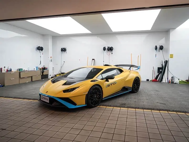 Lamborghini Huracán 2021, арт. CN-2727179 — фото 1