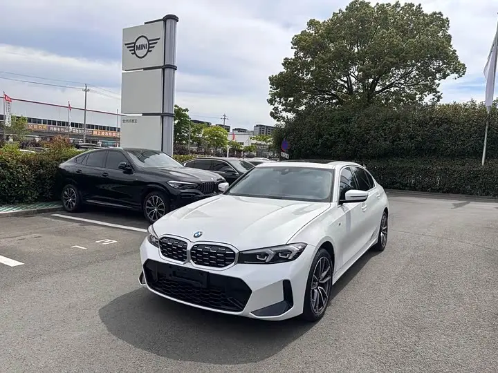 BMW 3 Series 2024, арт. CN-2747224 — фото 1