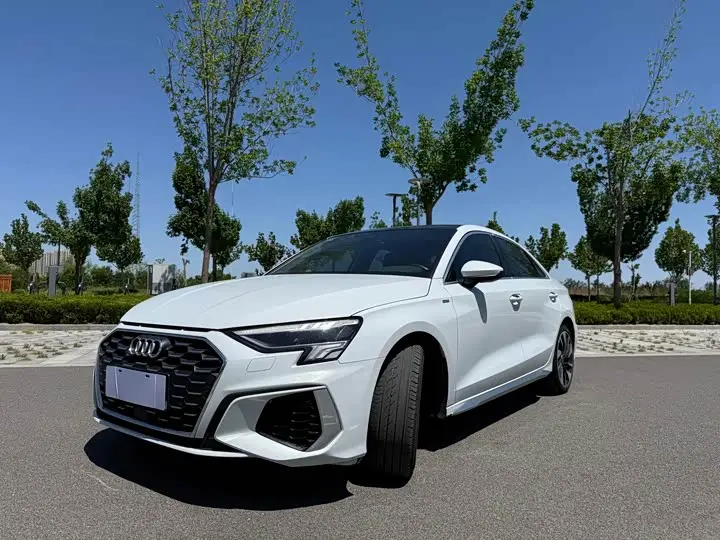 Audi A3 2024, арт. CN-2761035 — фото 1