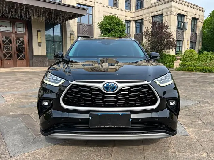 Toyota Highlander 2022, арт. CN-2761107 — фото 1