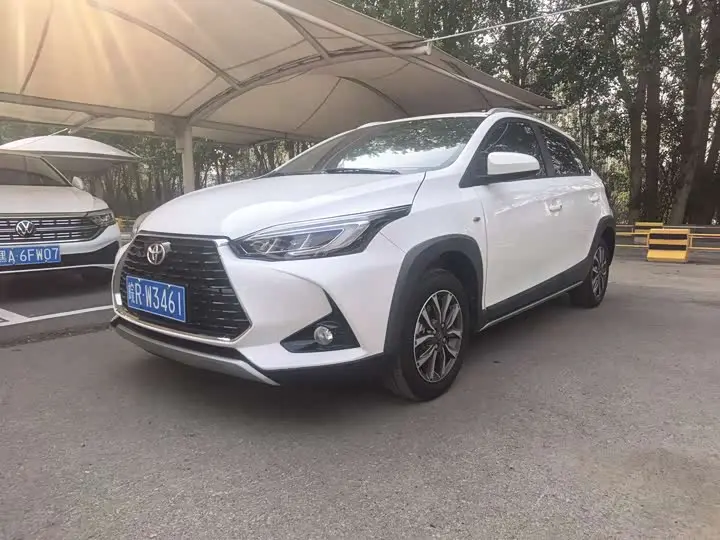 Toyota Yaris L Hatchback 2022, арт. CN-2785200 — фото 1