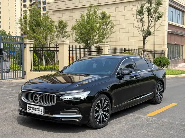 Volvo S90 2022, арт. CN-2789538 — фото 1