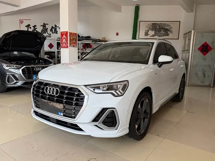Audi Q3 2022, арт. CN-2790013 — фото 1