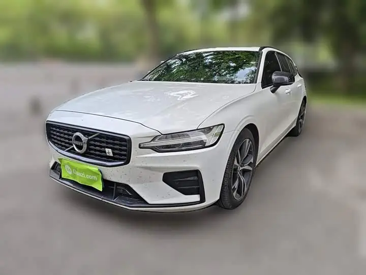 Volvo V60 2022, арт. CN-2816633 — фото 1