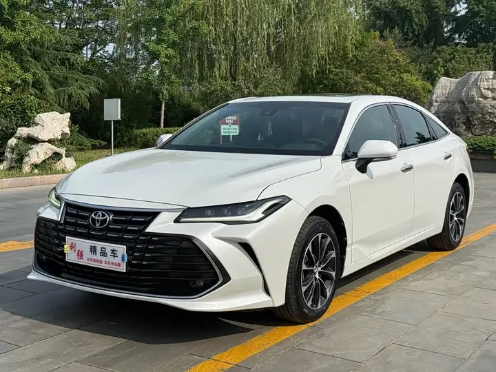 Toyota Avalon 2023, арт. CN-2823722 — фото 1