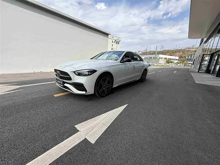 Mercedes-Benz C-Class 2025, арт. CN-2825852 — фото 1