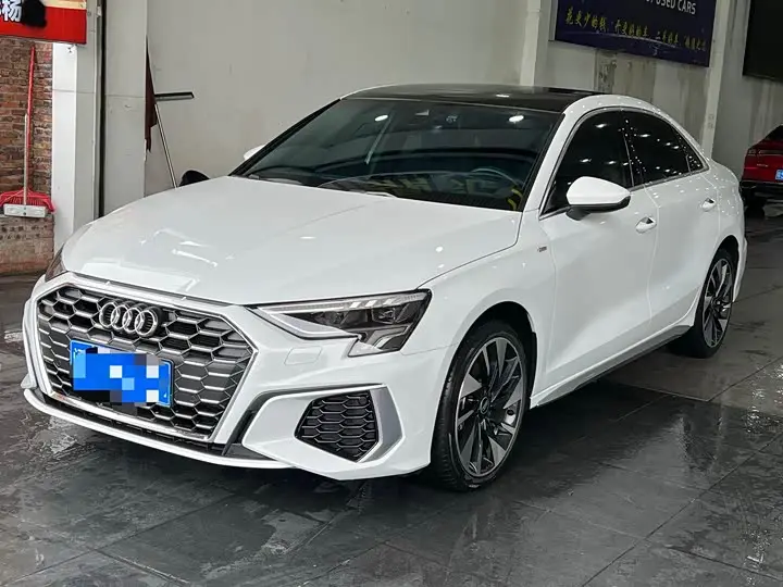 Audi A3 2023, арт. CN-2830189 — фото 1