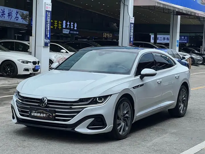 Volkswagen CC 2023, арт. CN-2831632 — фото 1