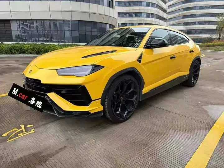 Lamborghini Urus 2022, арт. CN-2835331 — фото 1