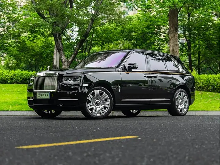 Rolls-Royce Cullinan 2018, арт. CN-2841738 — фото 1