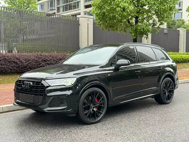Audi Q7 2023, арт. CN-2846110 — фото 1