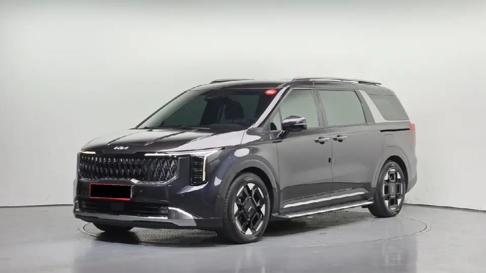 Kia Carnival 2023, арт. KR-2849189 — фото 1