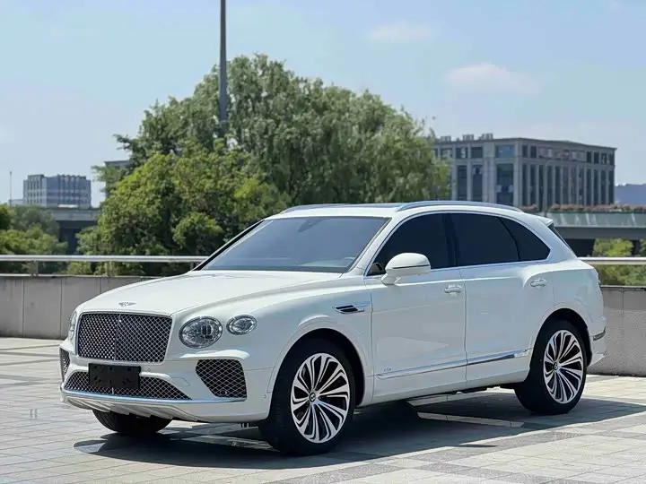 Bentley Bentayga 2021, арт. CN-2850317 — фото 1
