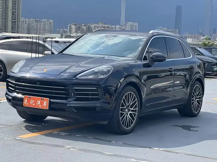 Porsche Cayenne 2022, арт. CN-2852901 — фото 1