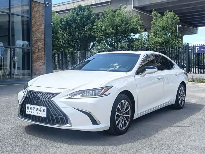 Lexus ES 2021, арт. CN-2862266 — фото 1