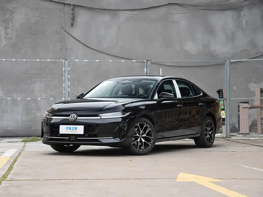Volkswagen Passat Hybrid 2026, арт. CN-2870013 — фото 1