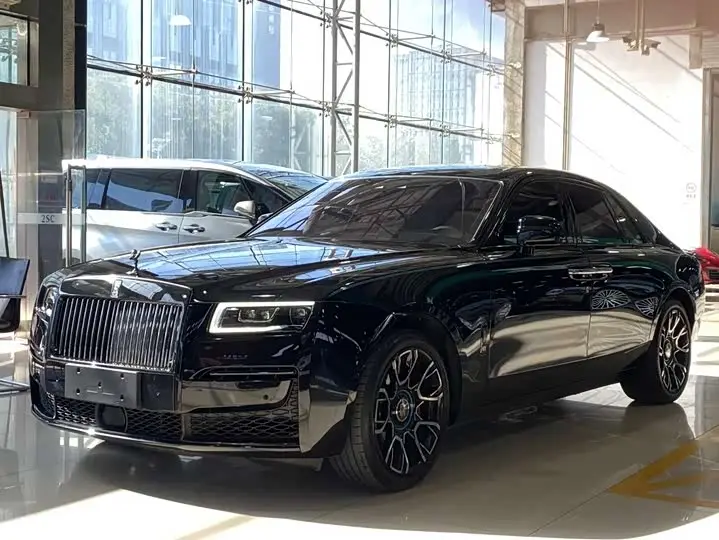 Rolls-Royce Ghost 2024, арт. CN-2871432 — фото 1